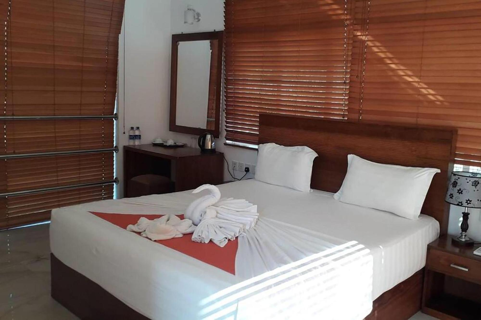 Elephant Eye Hotel 티사마하라마 외부 사진