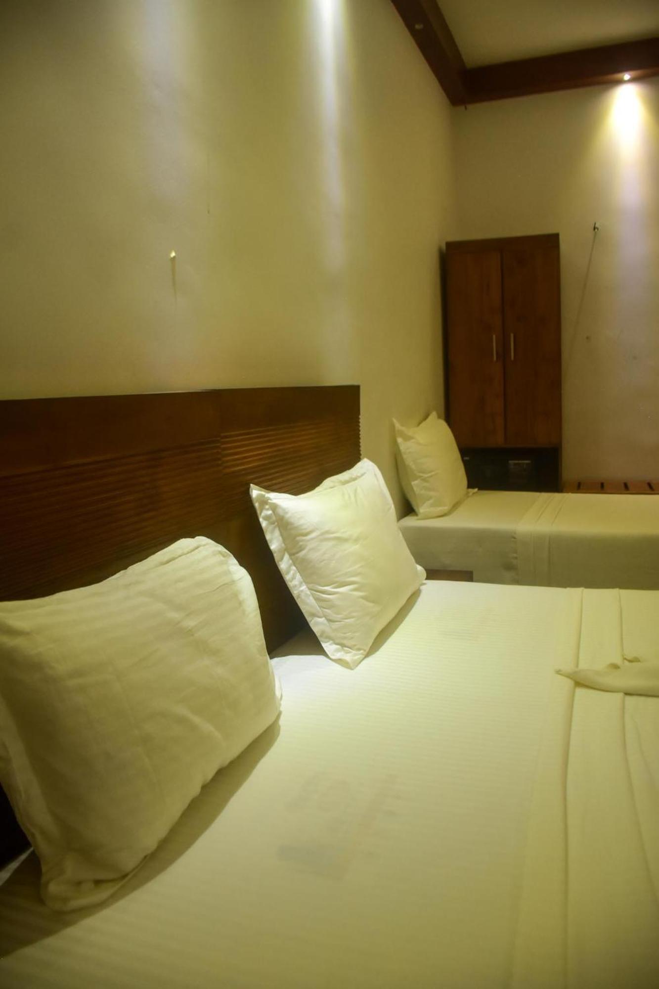 Elephant Eye Hotel 티사마하라마 외부 사진
