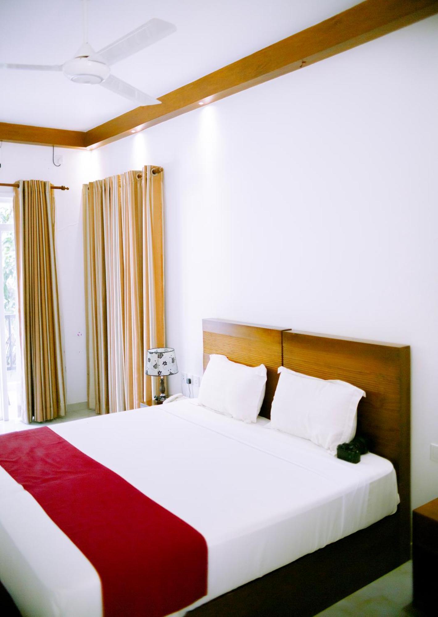 Elephant Eye Hotel 티사마하라마 외부 사진